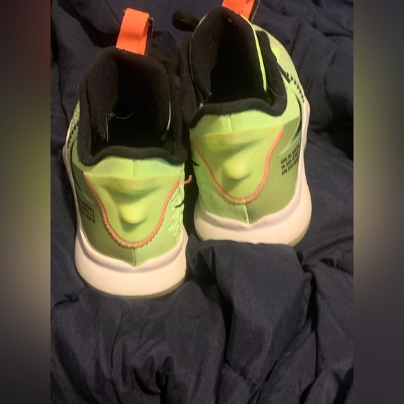 LIME GREEN NIKE LEBRONS - Picture 4 of 4